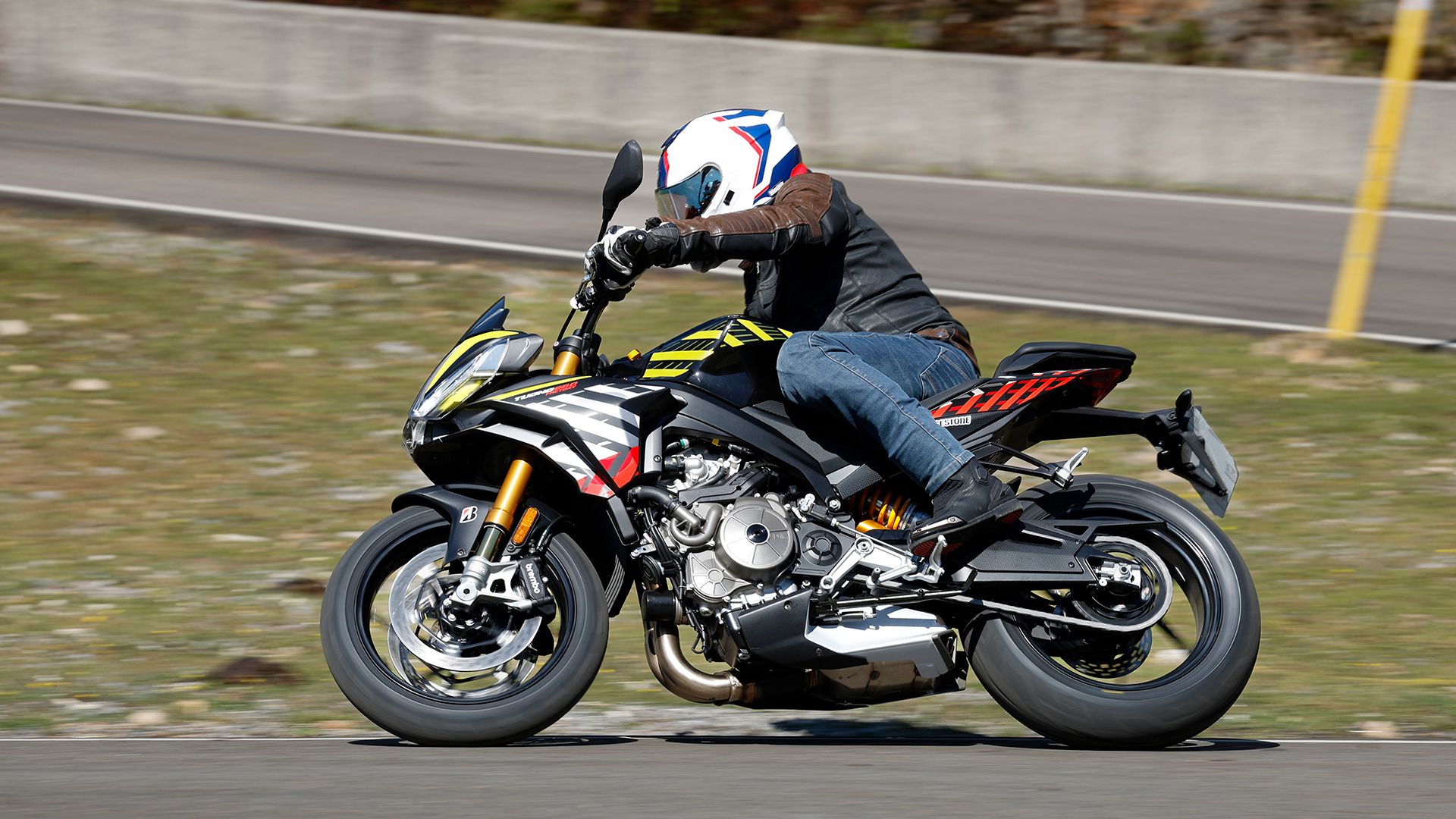 Aprilia Tuono 660 Factory 2026 Accion (14)