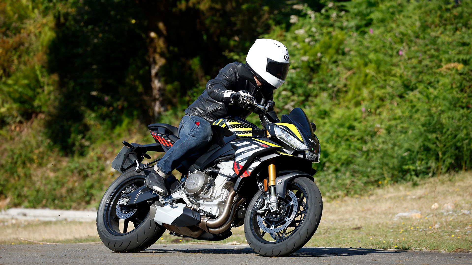 Aprilia Tuono 660 Factory 2026 Accion (21)