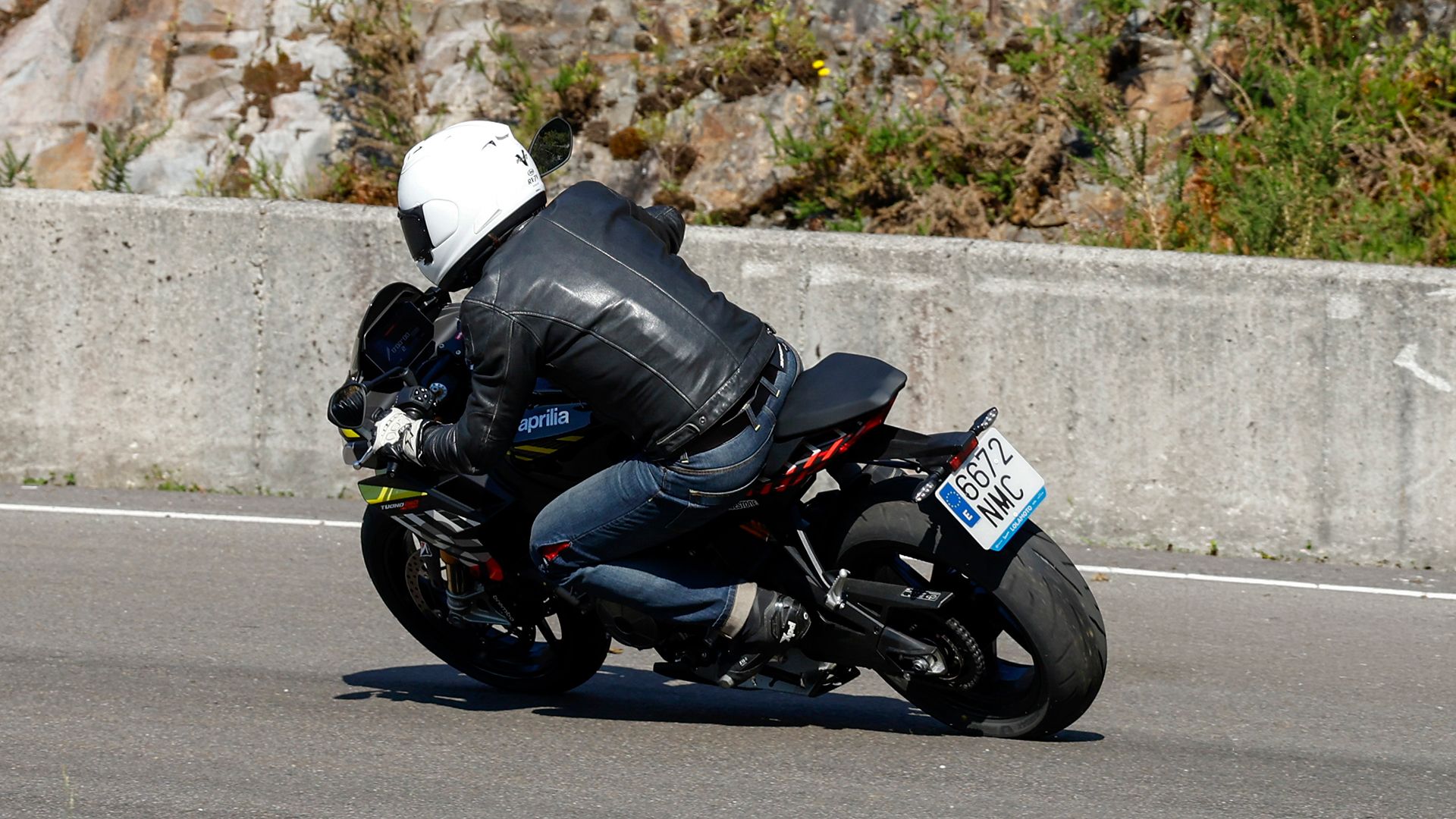 Aprilia Tuono 660 Factory 2026 Accion (23)