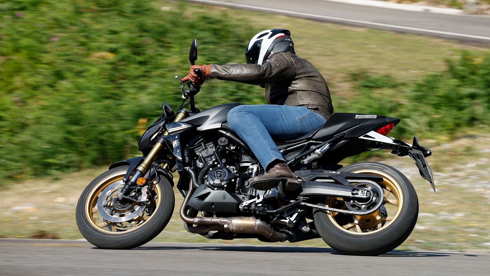 Honda CB1000 Hornet SP 2026 Accion (12)