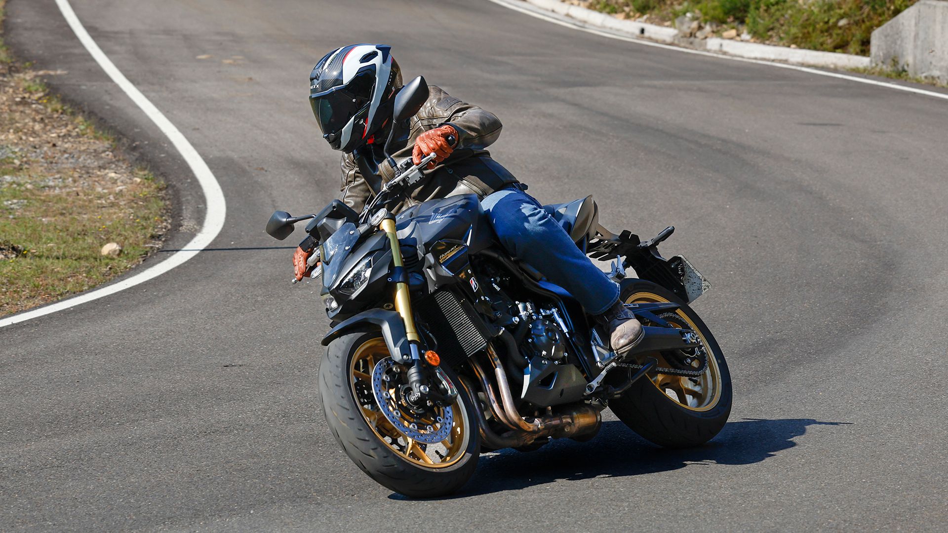 Honda CB1000 Hornet SP 2026 Accion (16)