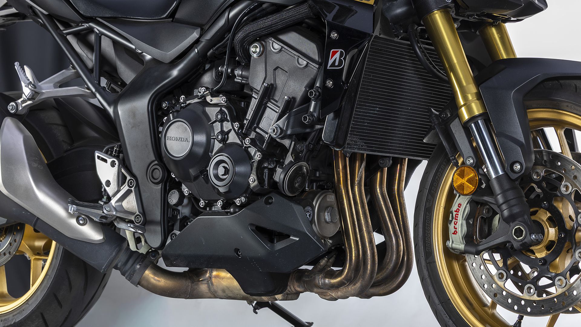 Honda CB1000 Hornet SP 2026 Detalles (6)