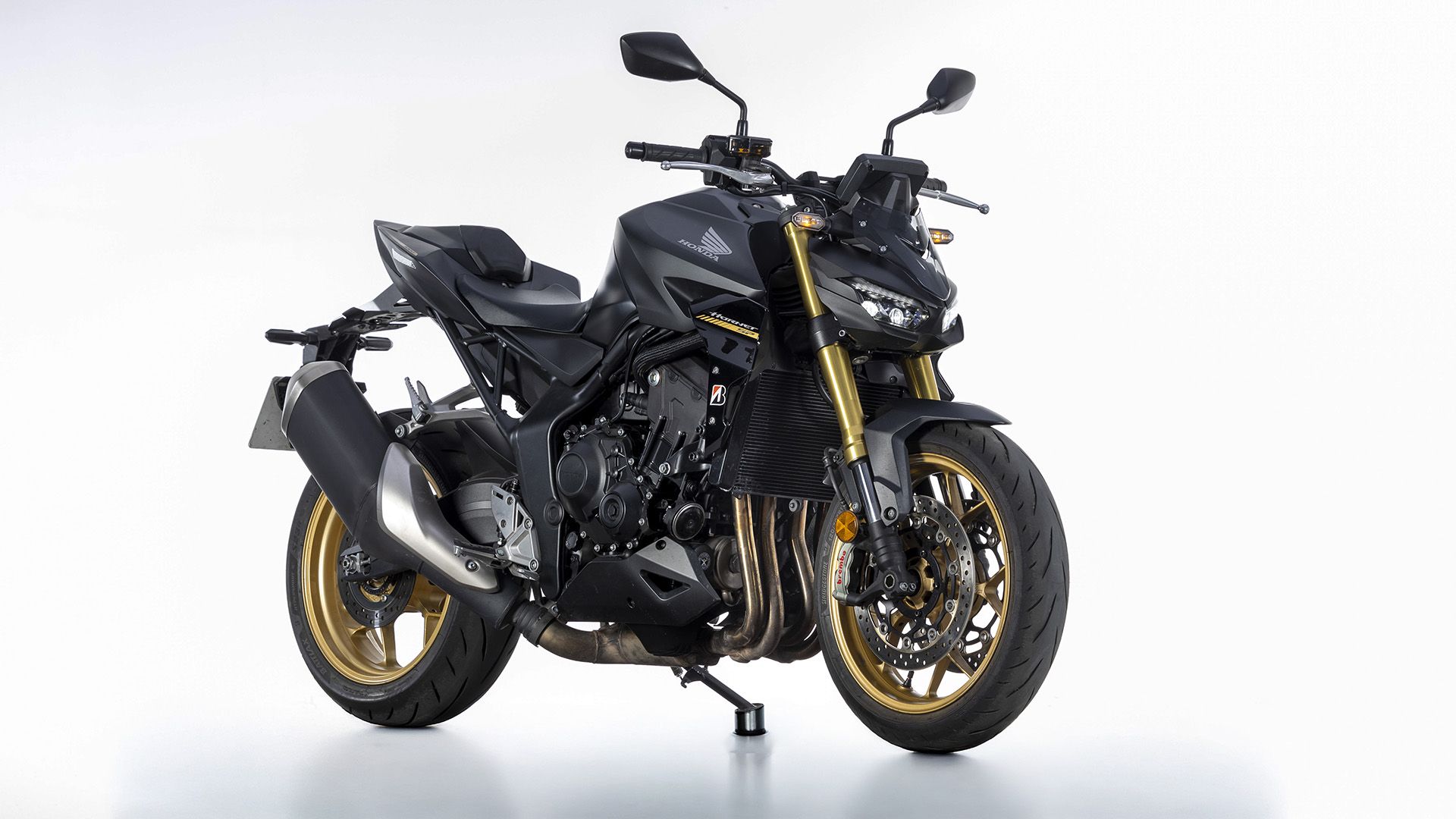 Honda CB1000 Hornet SP 2026 Estudio (2)