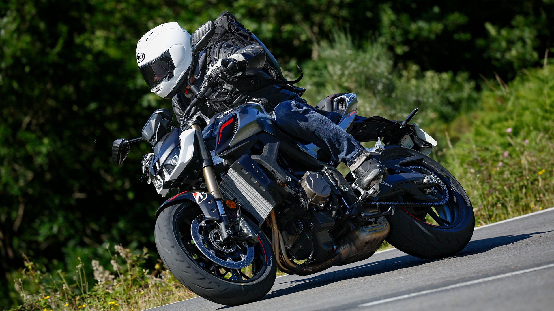 QJMotor SRK800 2026 Accion (8)