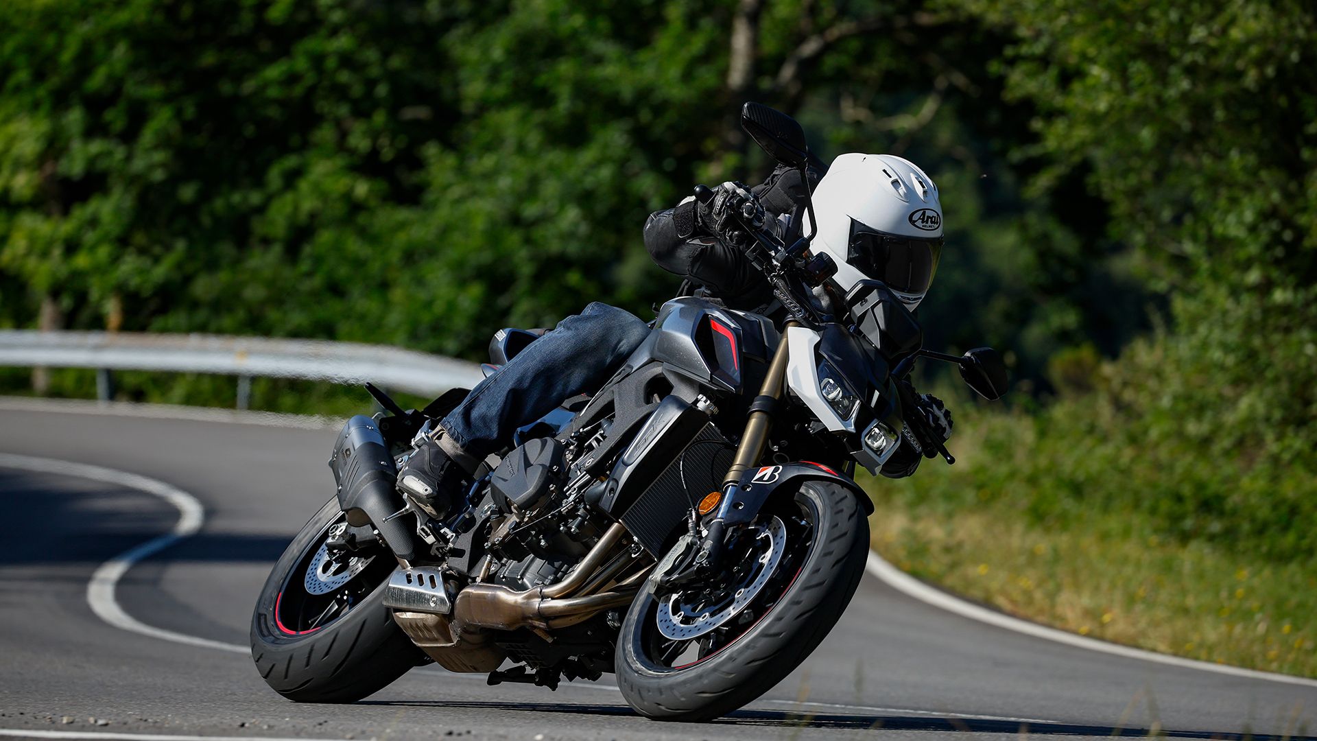 QJMotor SRK800 2026 Accion (10)