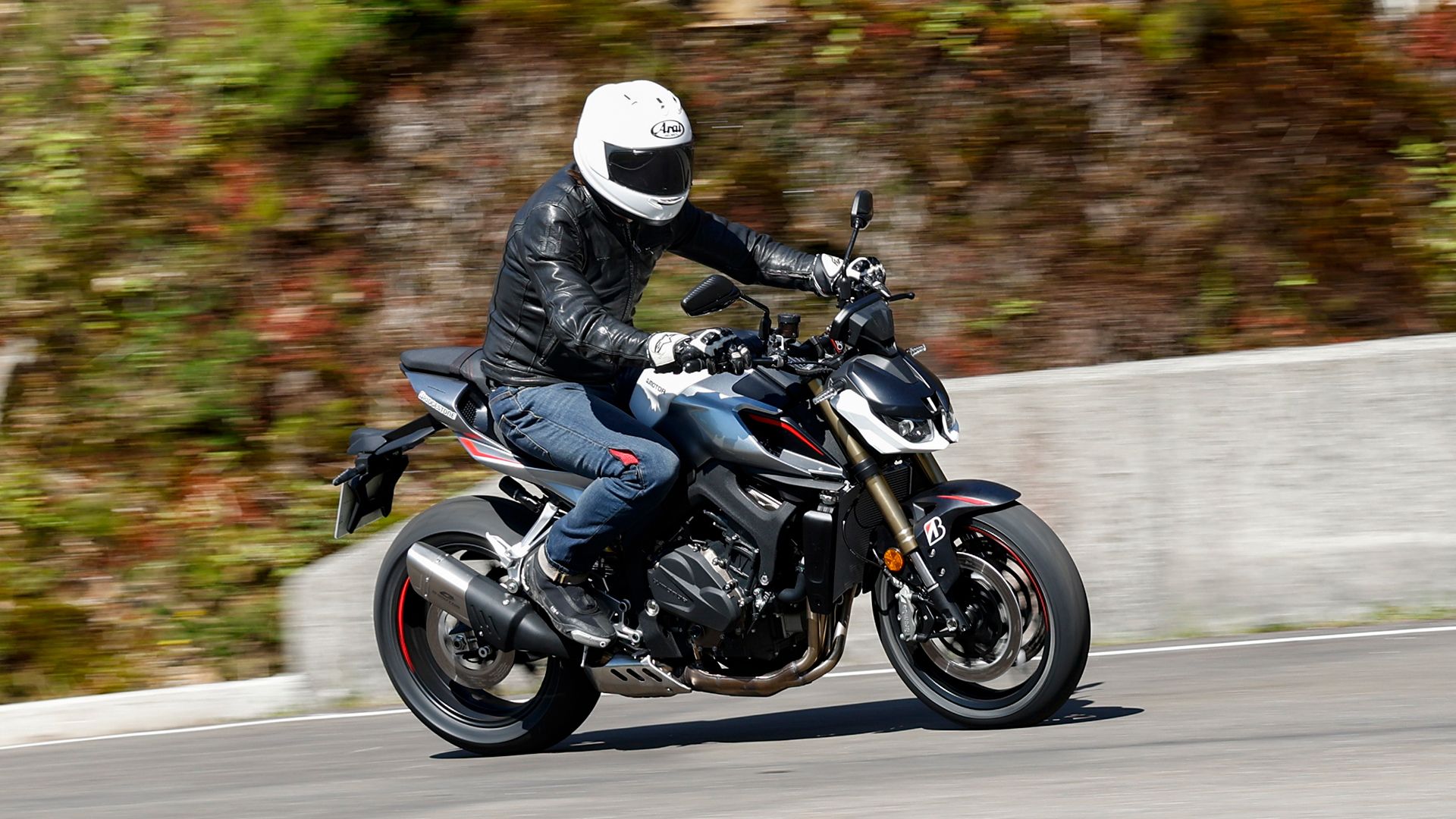 QJMotor SRK800 2026 Accion (18)