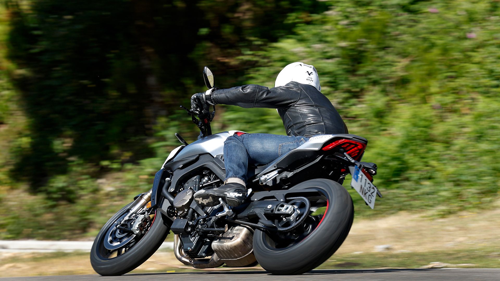 QJMotor SRK800 2026 Accion (21)