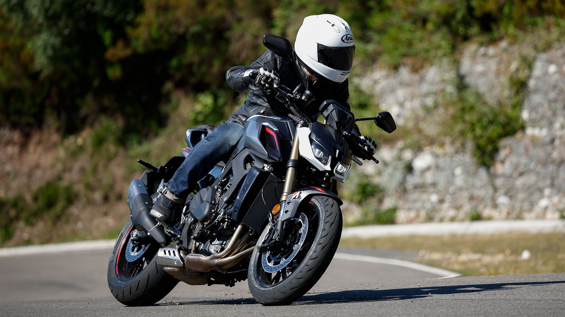 QJMotor SRK800 2026 Accion (23)