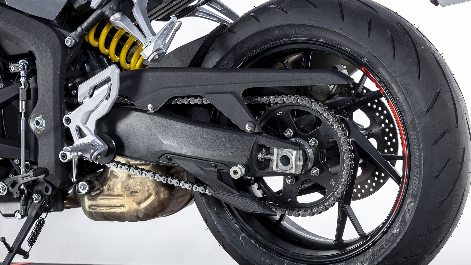 QJMotor SRK800 2026 Detalles (13)