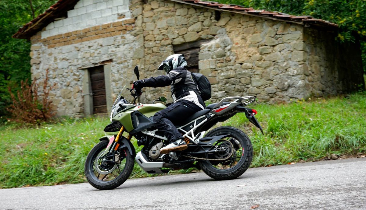 TVS RTX 300 2026