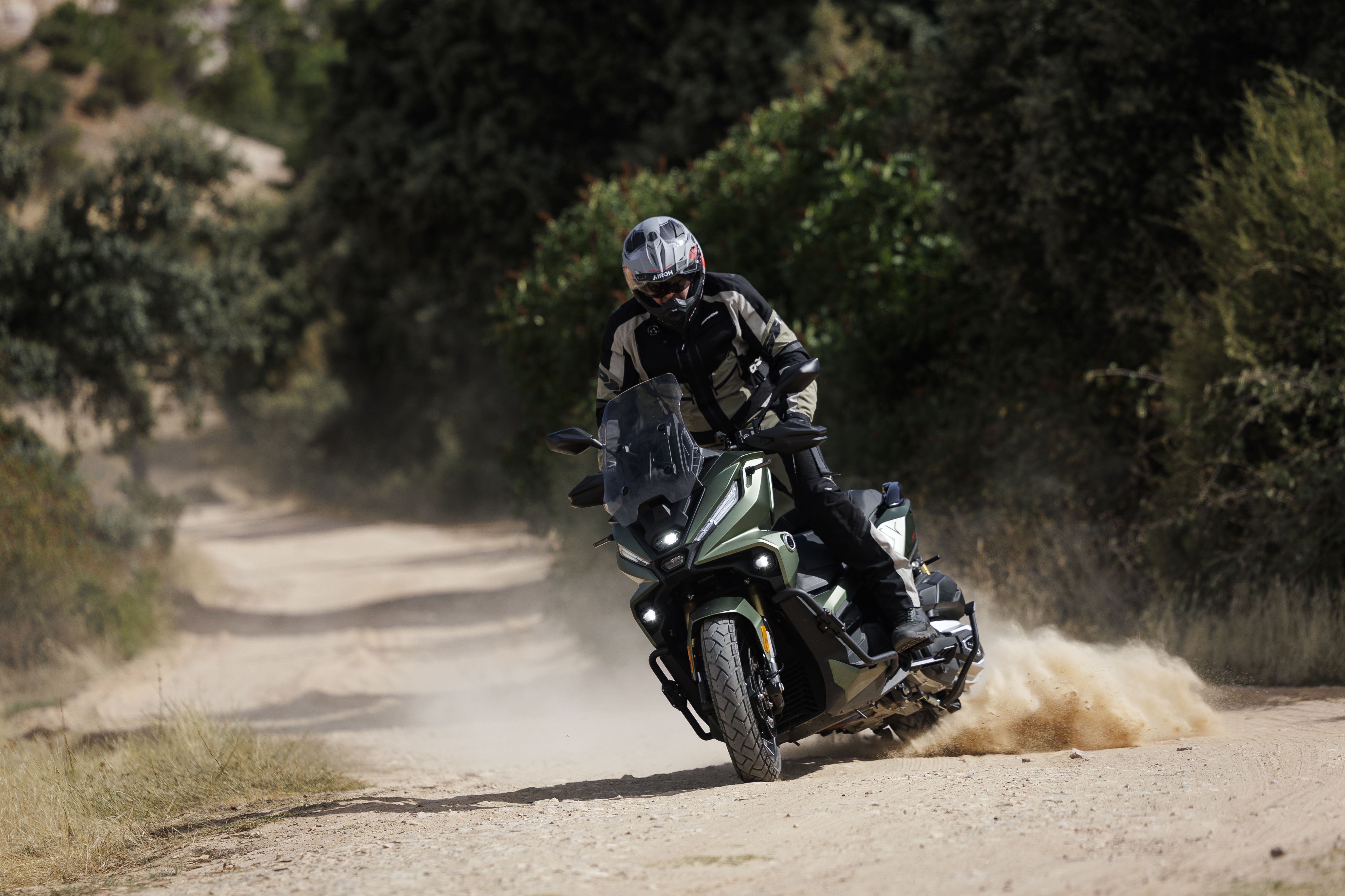 Voge SR 450 X, el scooter adventure que quiere dominar el mercado