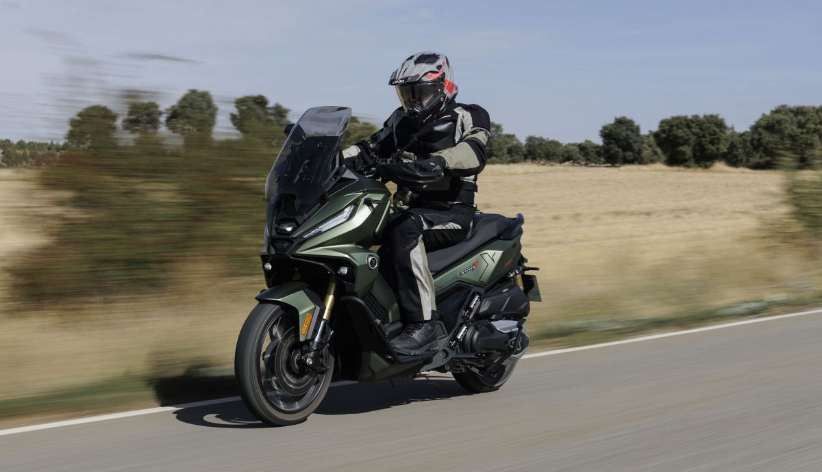 Santi Voge SR450X 012