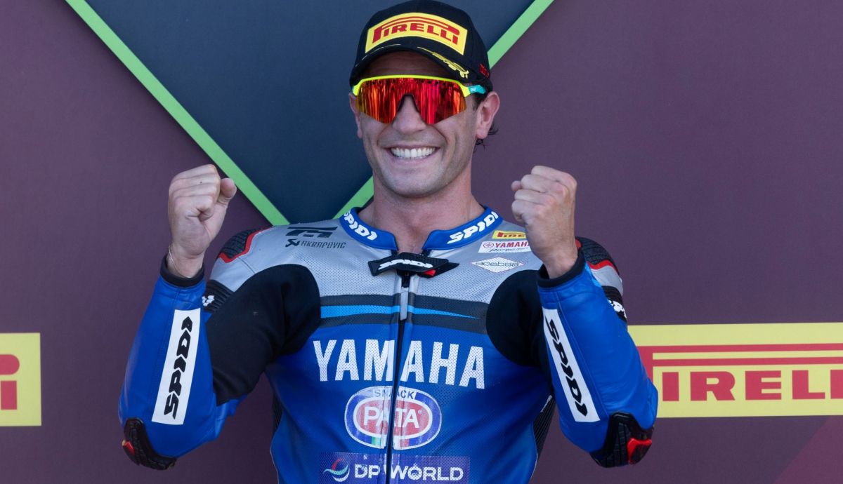 Albert Arenas es campeón del mundo de Supersport 2026