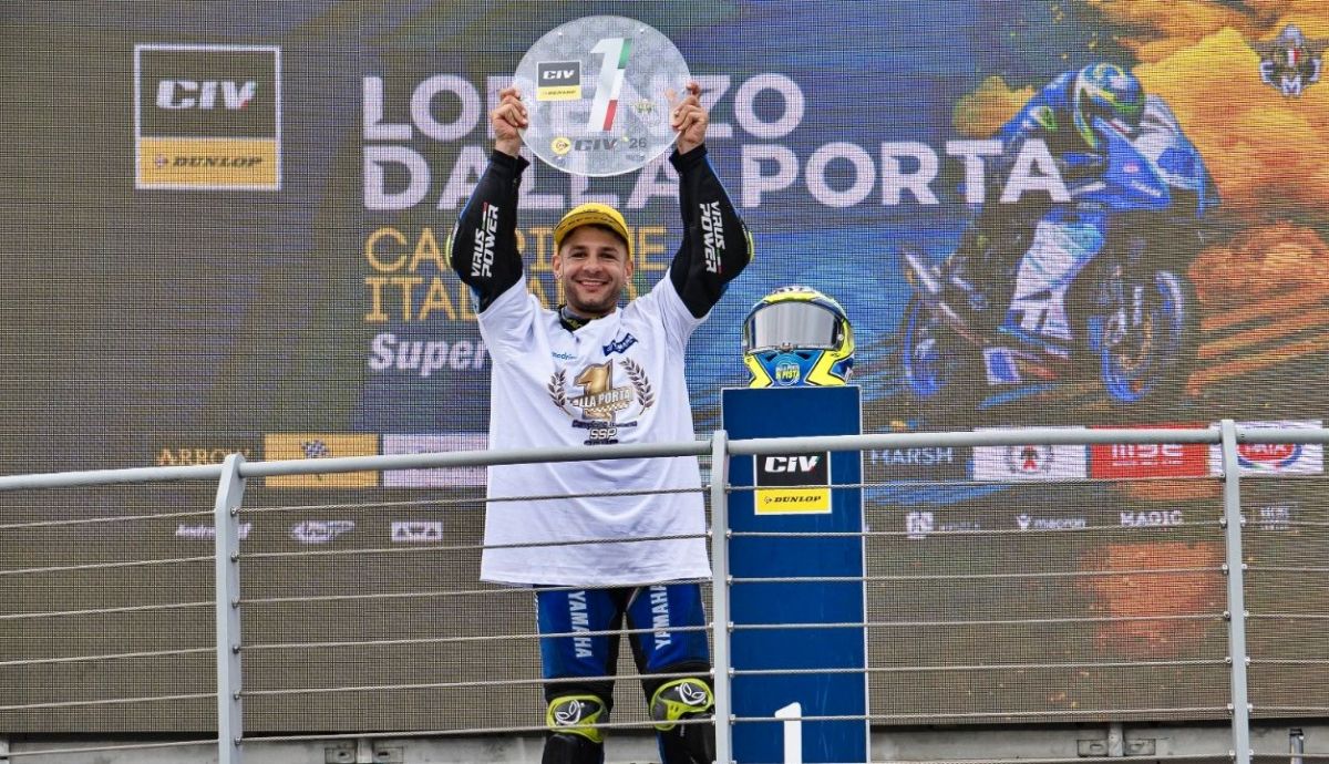 Lorenzo Dalla Porta festeja su título del CIV Supersport 2026
