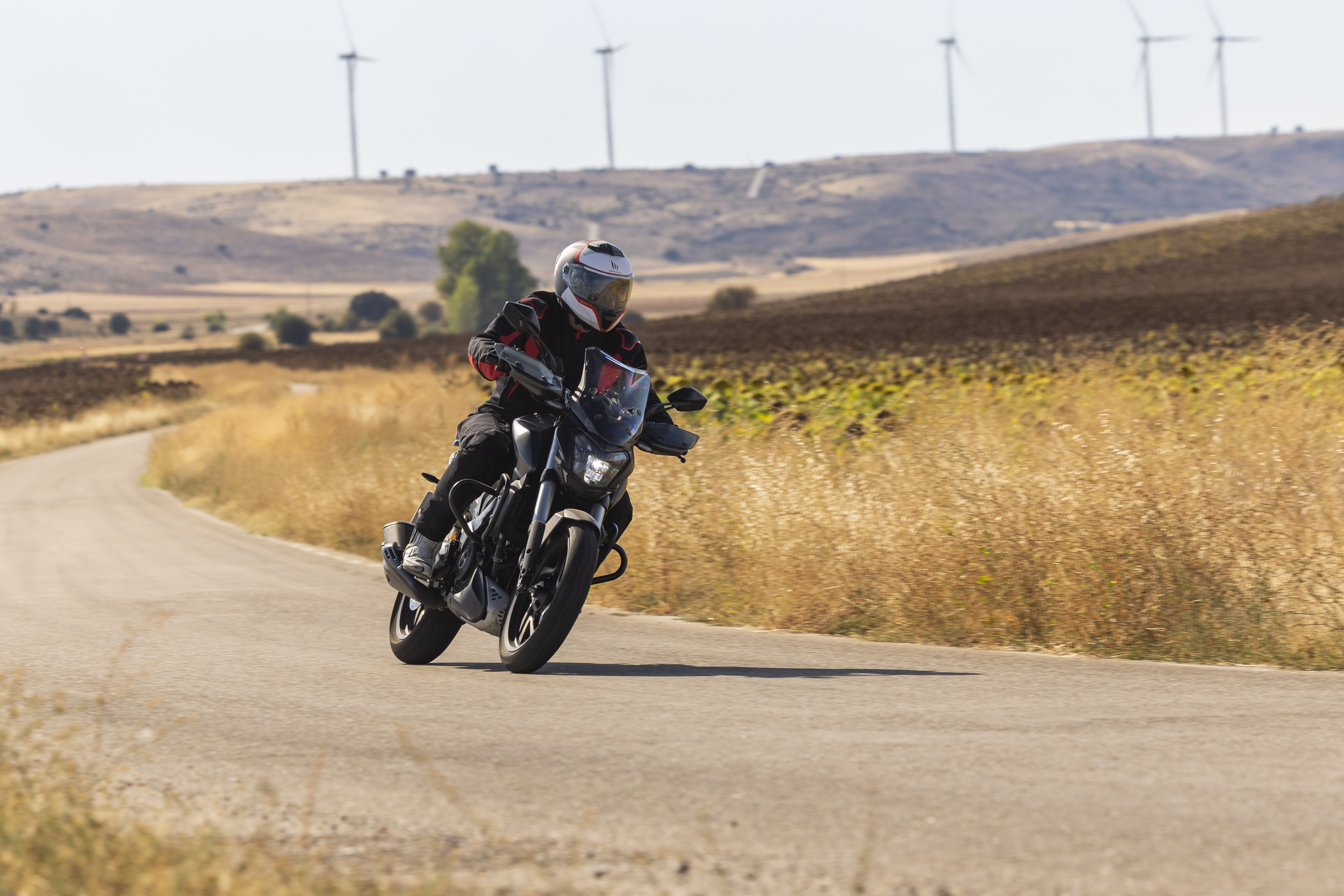 Bajaj Dominar 400 2
