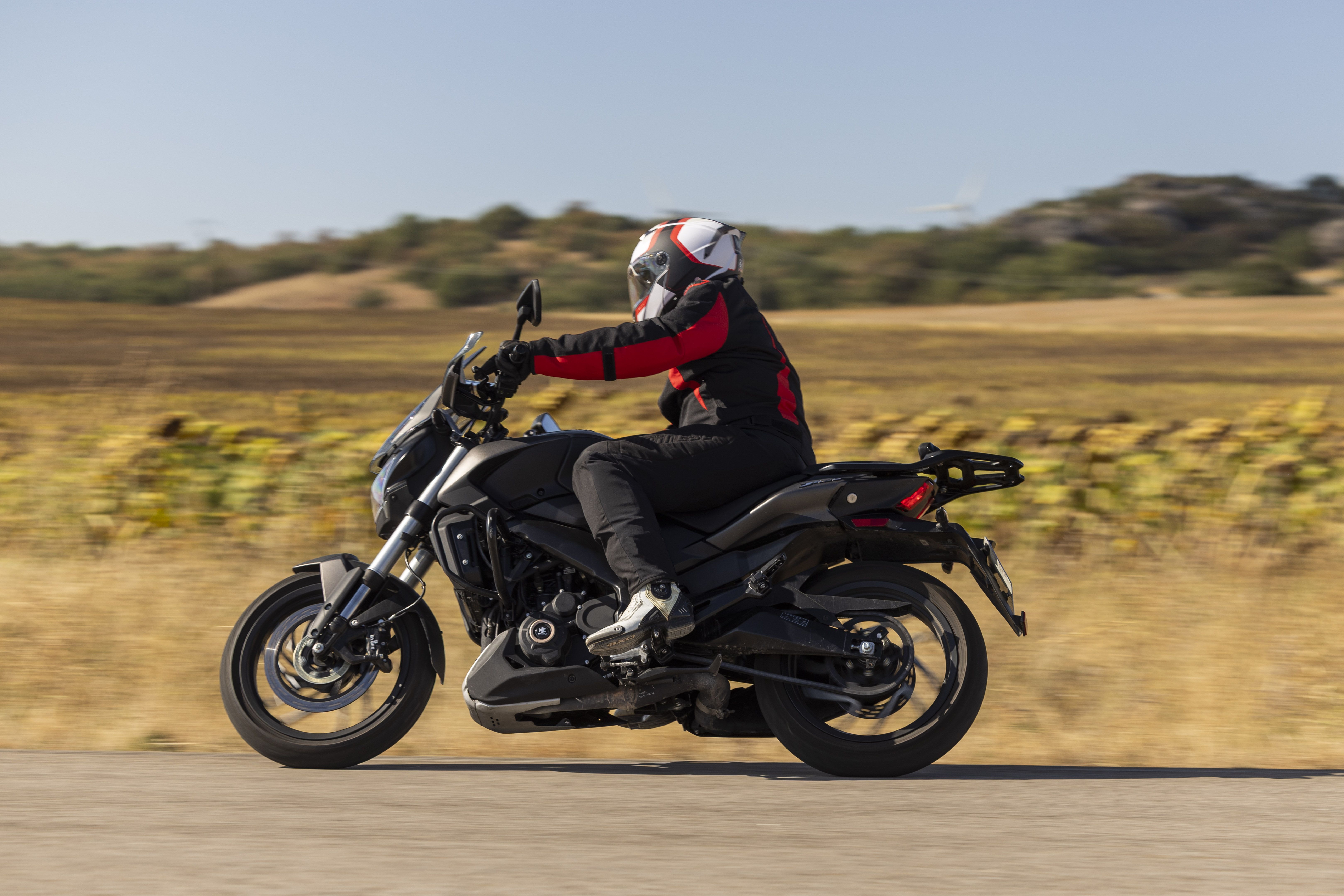 Bajaj Dominar 400 3
