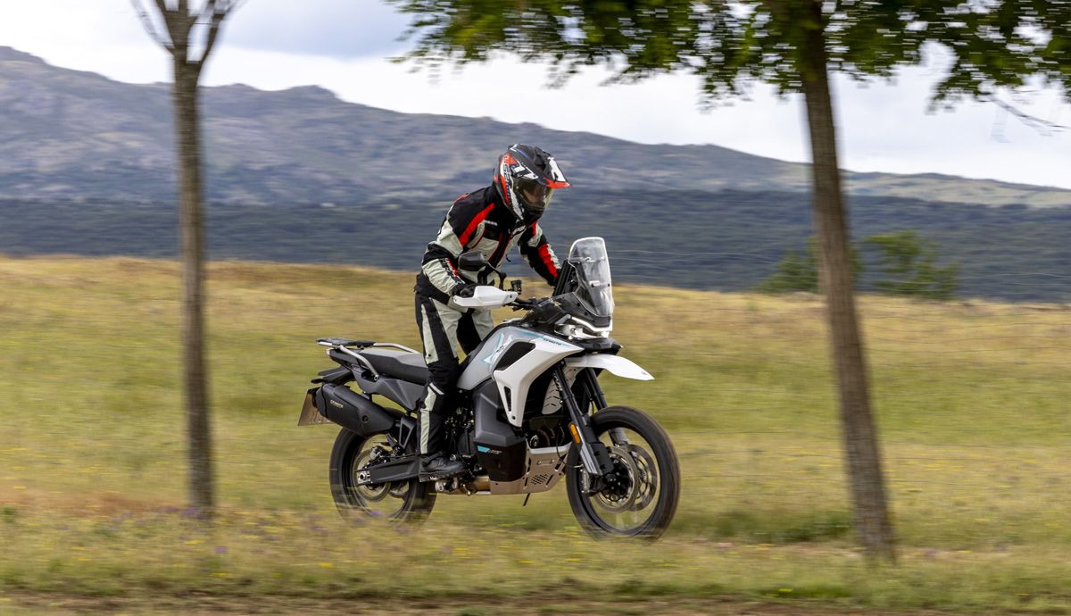 CFMoto 1000MT X 026 Accion (6)