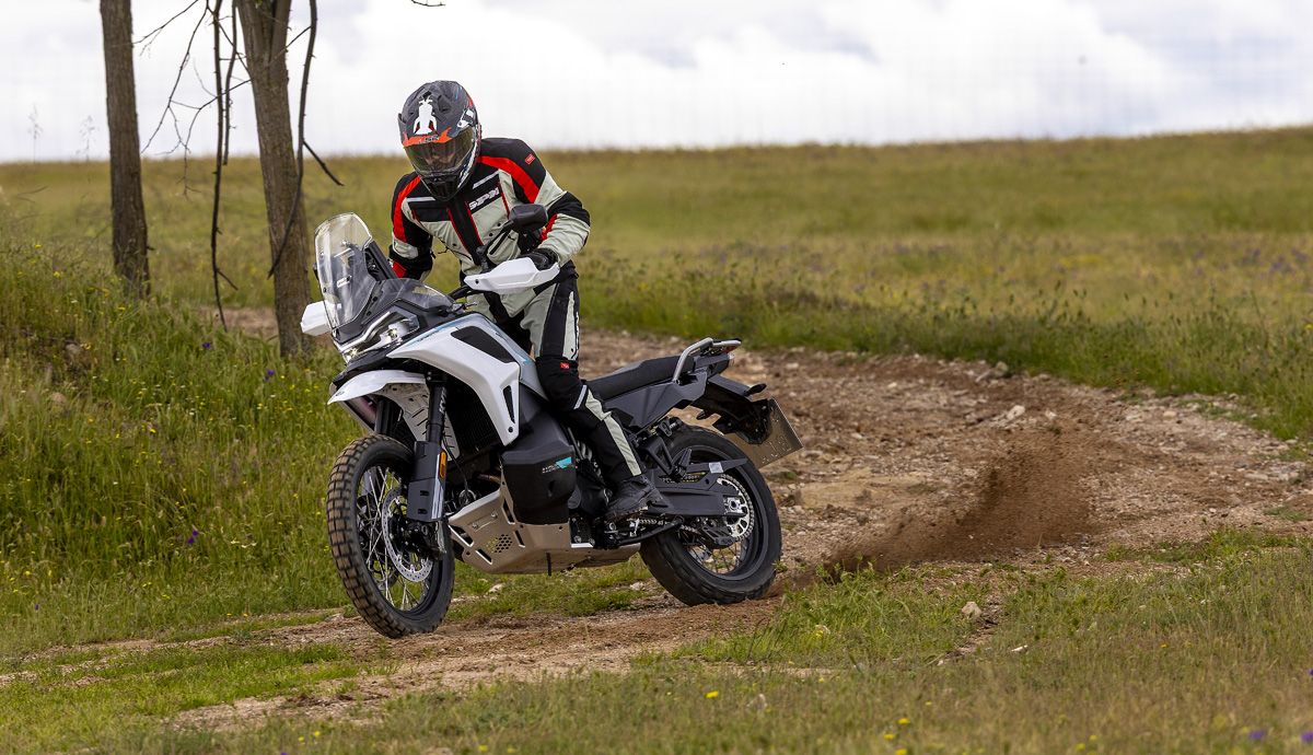 CFMoto 1000MT X 026 Accion (12)