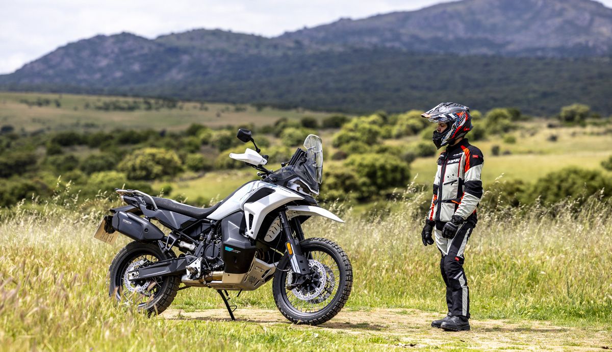 CFMoto 1000MT X 026 Estatica (33)