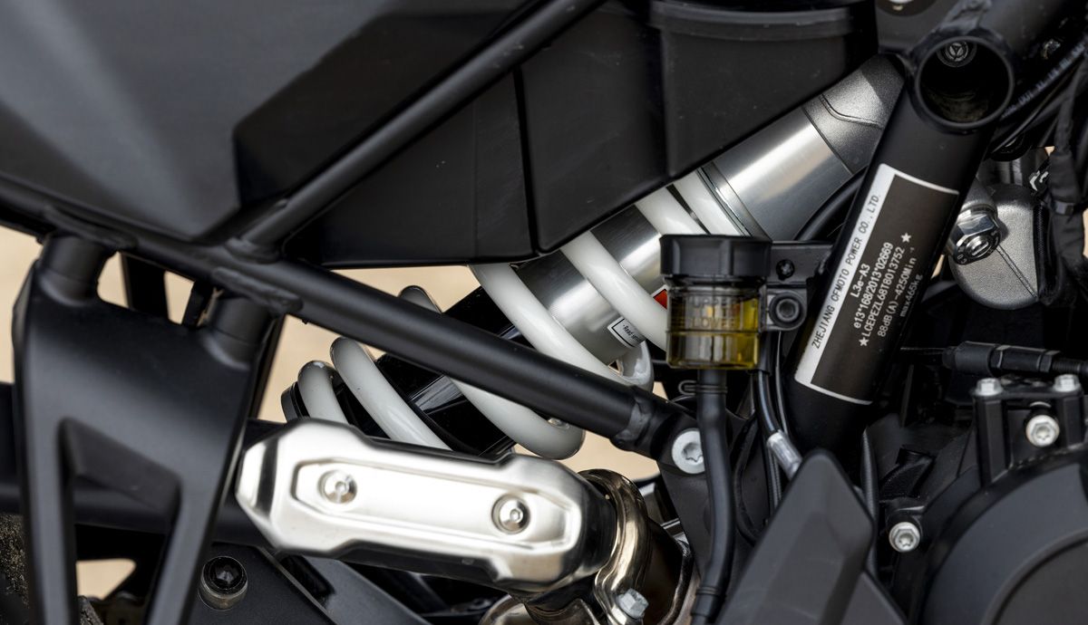 CFMoto 1000MT X 2026 Detalles (7)