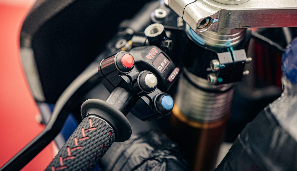TVS Racing International Championship zdetails (3)