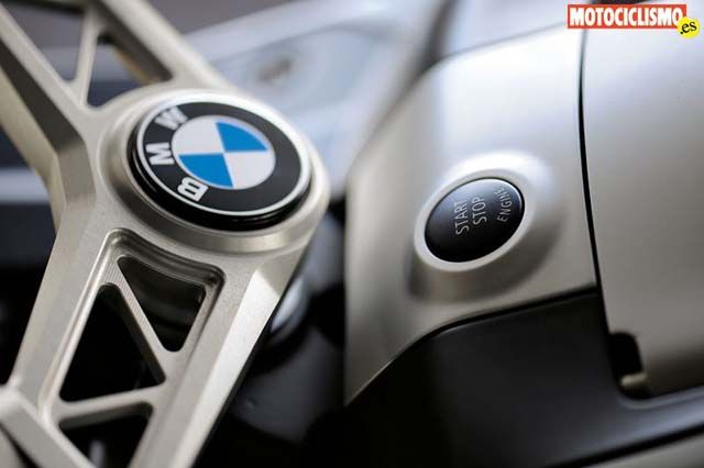 bmw-concept-c-13_339533