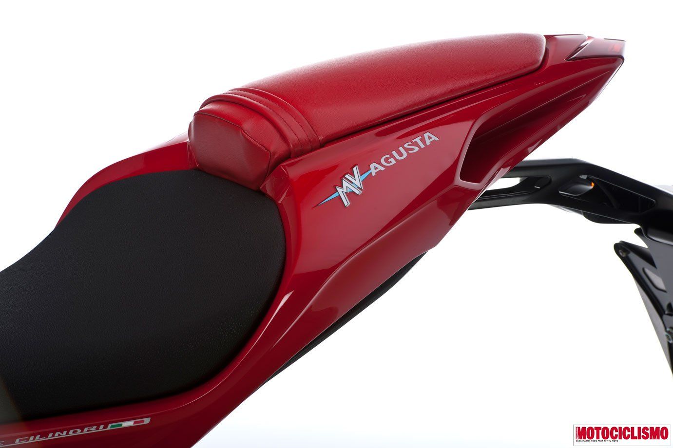 mv-agusta-f3-2011-07