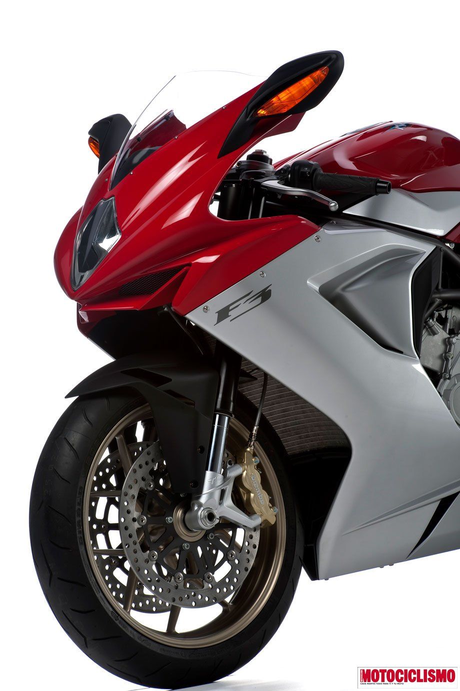 mv-agusta-f3-2011-06