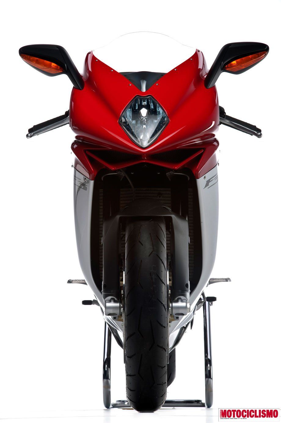 mv-agusta-f3-2011-03