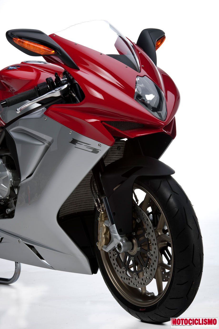 mv-agusta-f3-2011-08