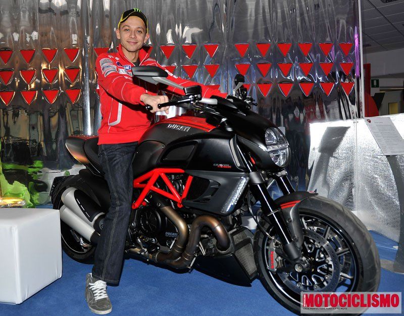 vrooom-ducati-valentino-rossi-fernando-alonso-(13)