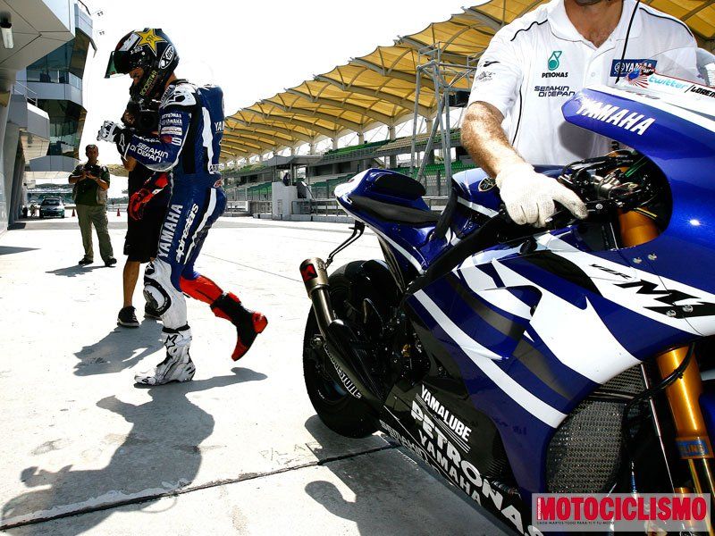 motogp-sepang-pretemporada-2011-(35)