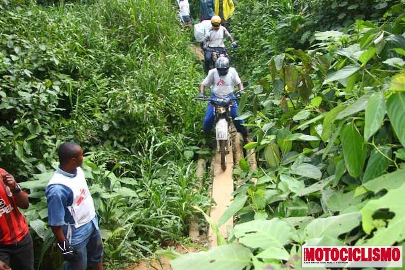 medicos-sin-fronteras-motos-(44)