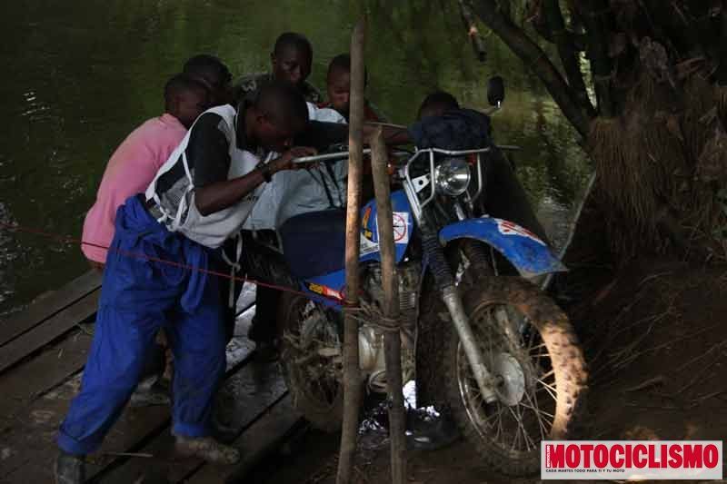 medicos-sin-fronteras-motos-(50)