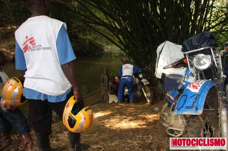 medicos-sin-fronteras-motos-(64)