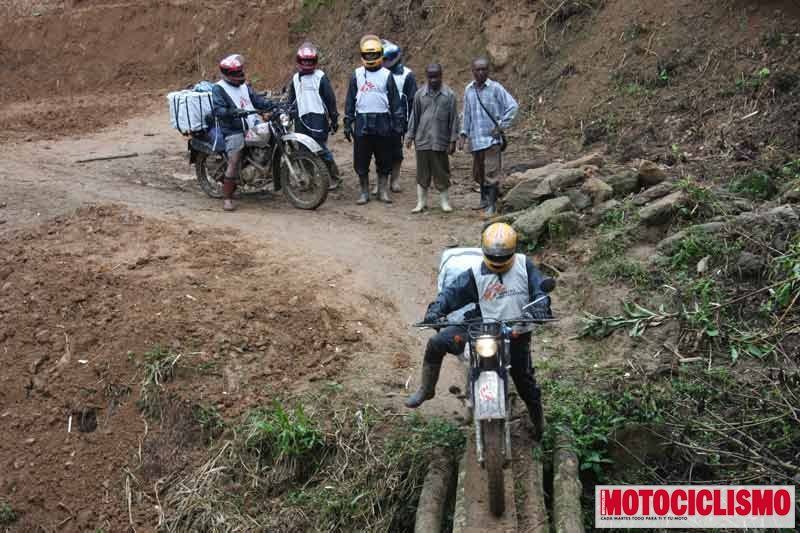 medicos-sin-fronteras-motos-(24)