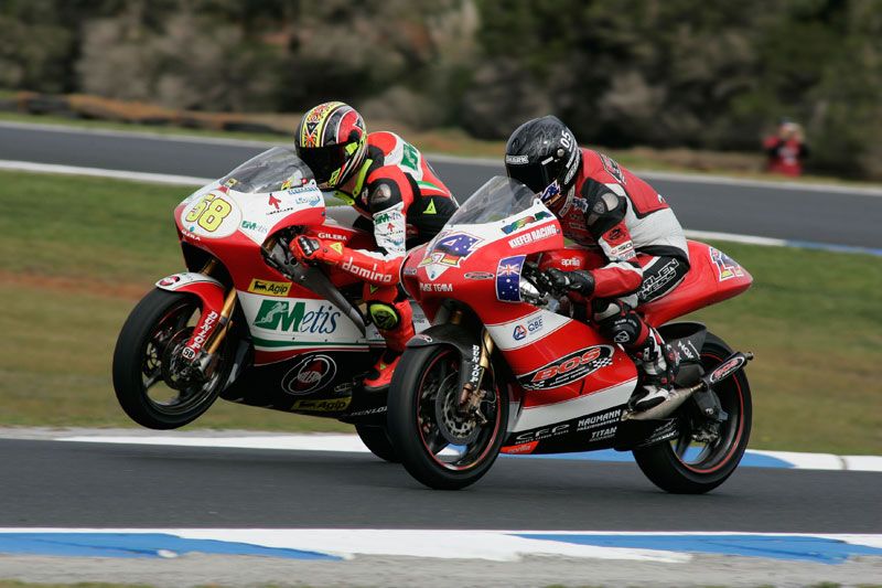 Simoncelli y West, GP Australia 2006. 250 cc