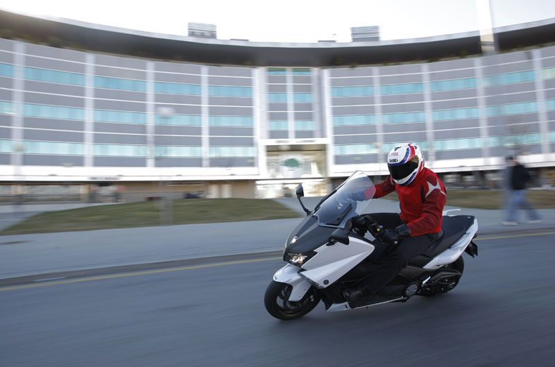 Yamaha T-Max 2012
