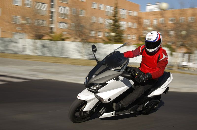 Yamaha T-Max 2012