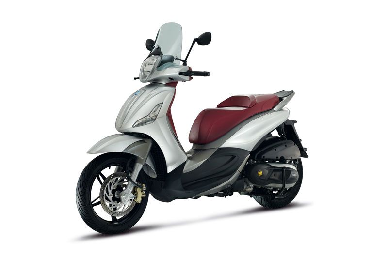 Piaggio Beverly SportTouring 2012