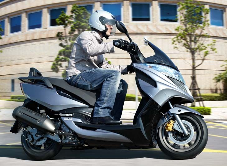 KYMCO Grand Dink 125 y 300 2012
