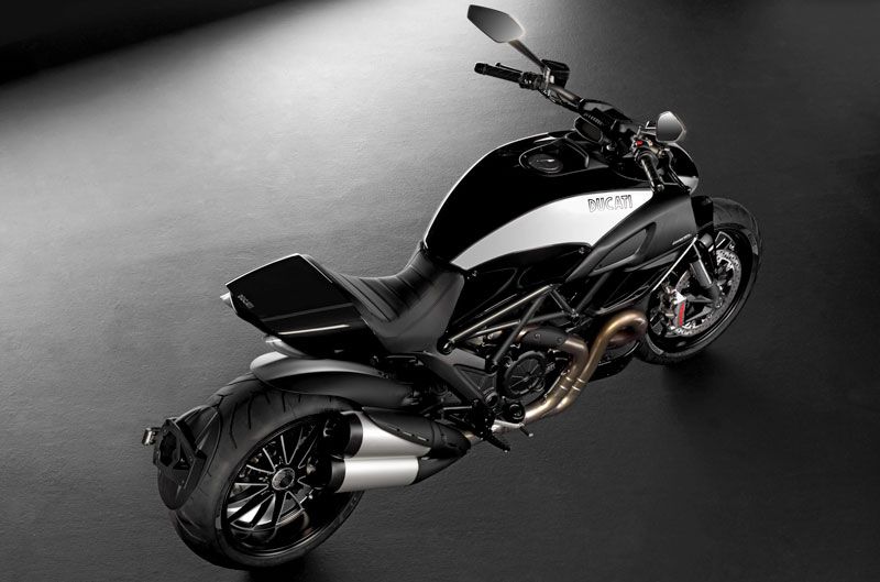 Ducati Diavel Cromo