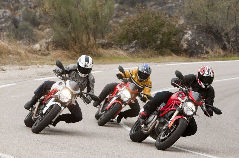 Ducati Monster 696, 796 y 1100 Evo