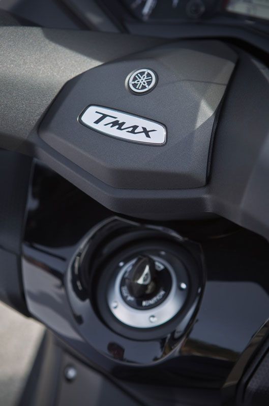 Yamaha T-Max 2012