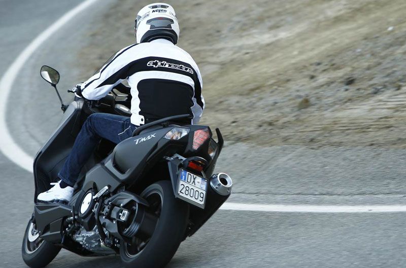 Yamaha T-Max 2012