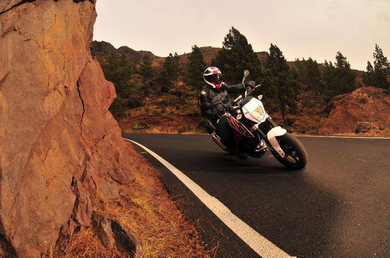 KTM 690 Duke