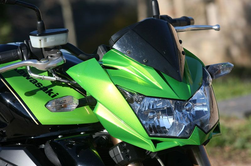Comparativa Naked R