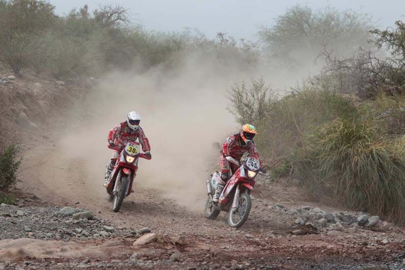 Dakar 2012. Etapa 4. Laia Sanz y Marc Guasch
