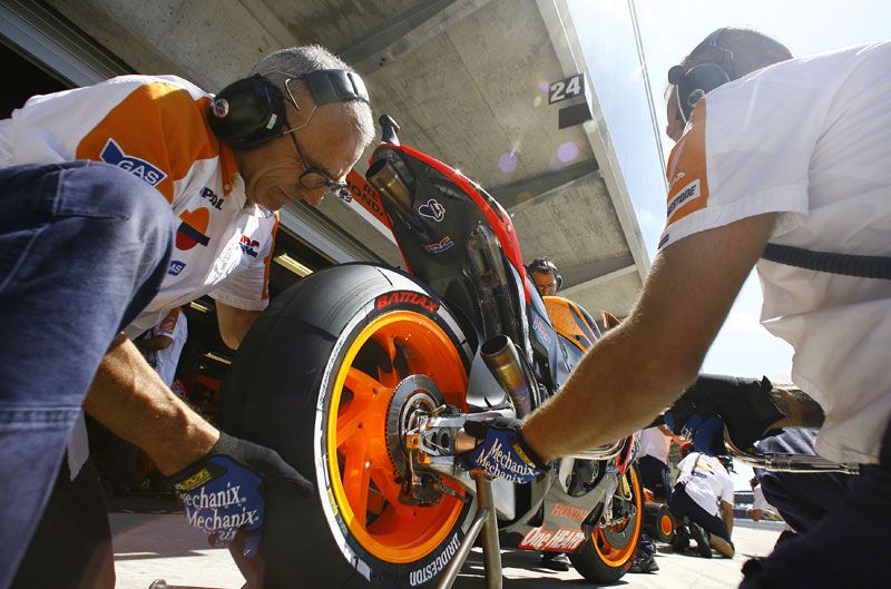 Bridgestone y Honda