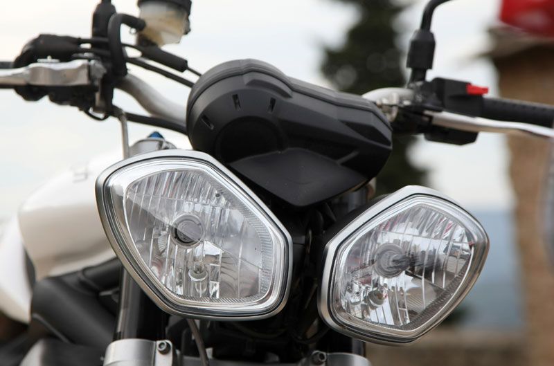 Comparativa Naked Triumph
